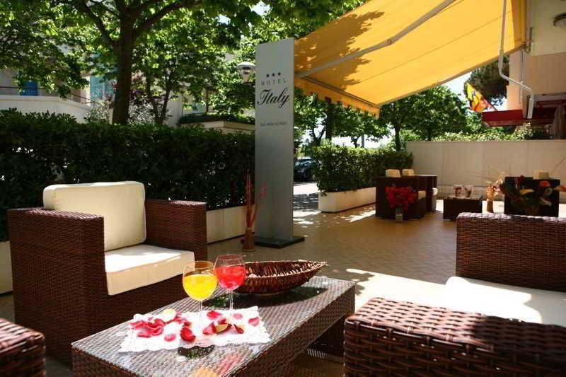 Hotel Italy Misano Adriatico Buitenkant foto