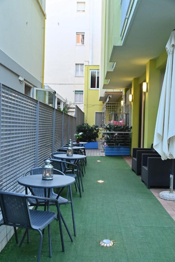 Hotel Italy Misano Adriatico Buitenkant foto