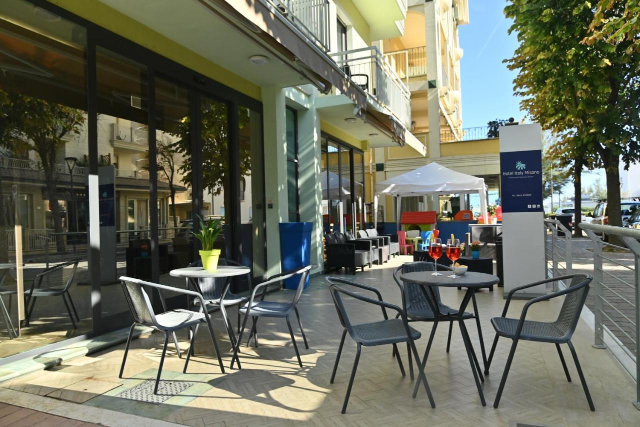 Hotel Italy Misano Adriatico Buitenkant foto